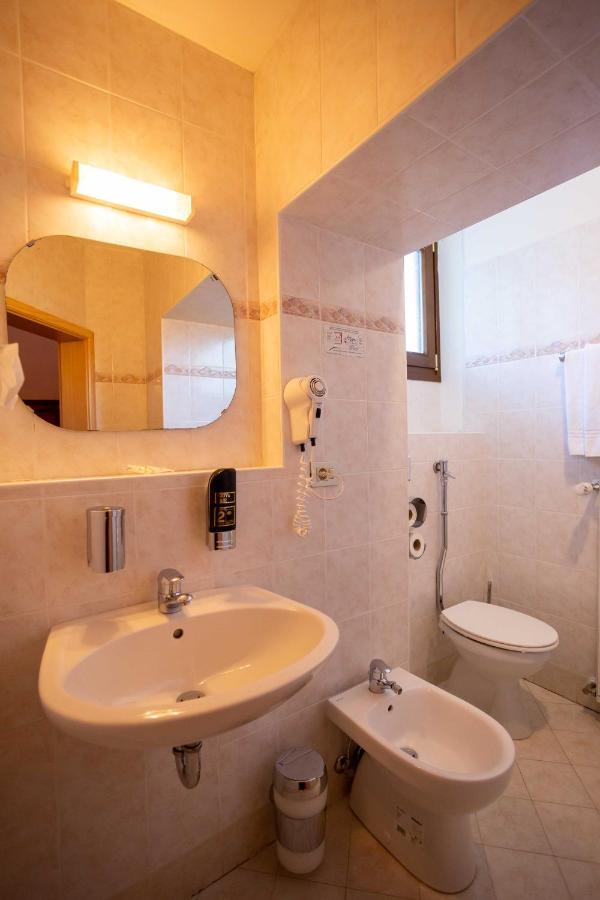 Hotel Salegg シウジ エクステリア 写真